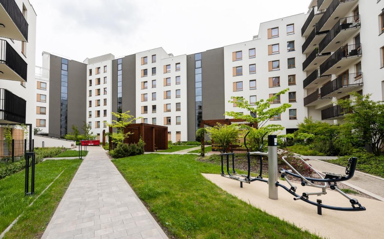 Wola Skwer Happy Apartment Varsovia Exterior foto