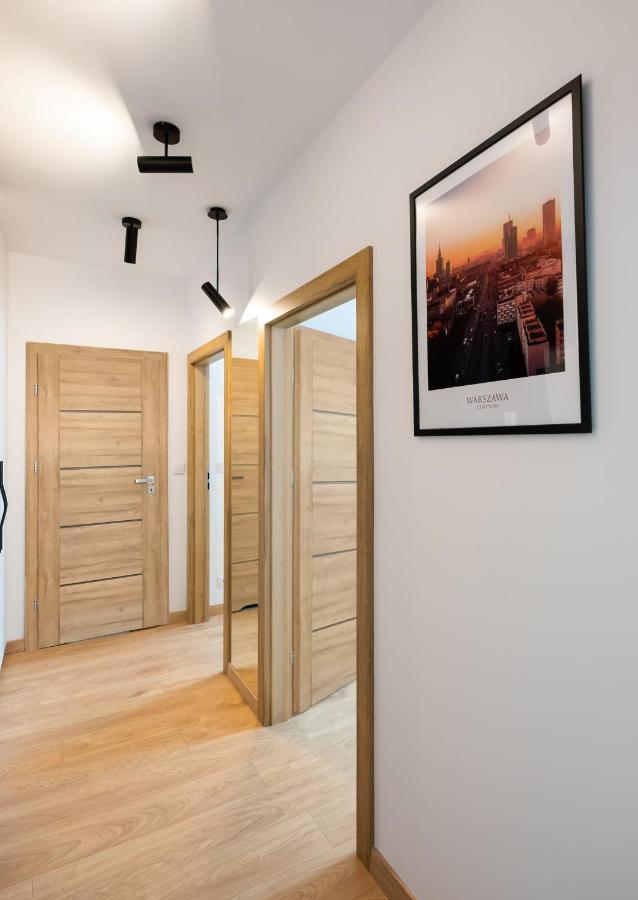 Wola Skwer Happy Apartment Varsovia Exterior foto